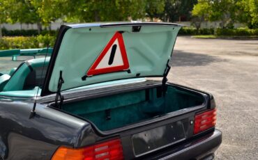 Mercedes-Benz-SL-Class-1993-Convertible-39