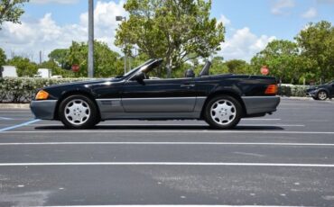 Mercedes-Benz-SL-Class-1993-Convertible-5
