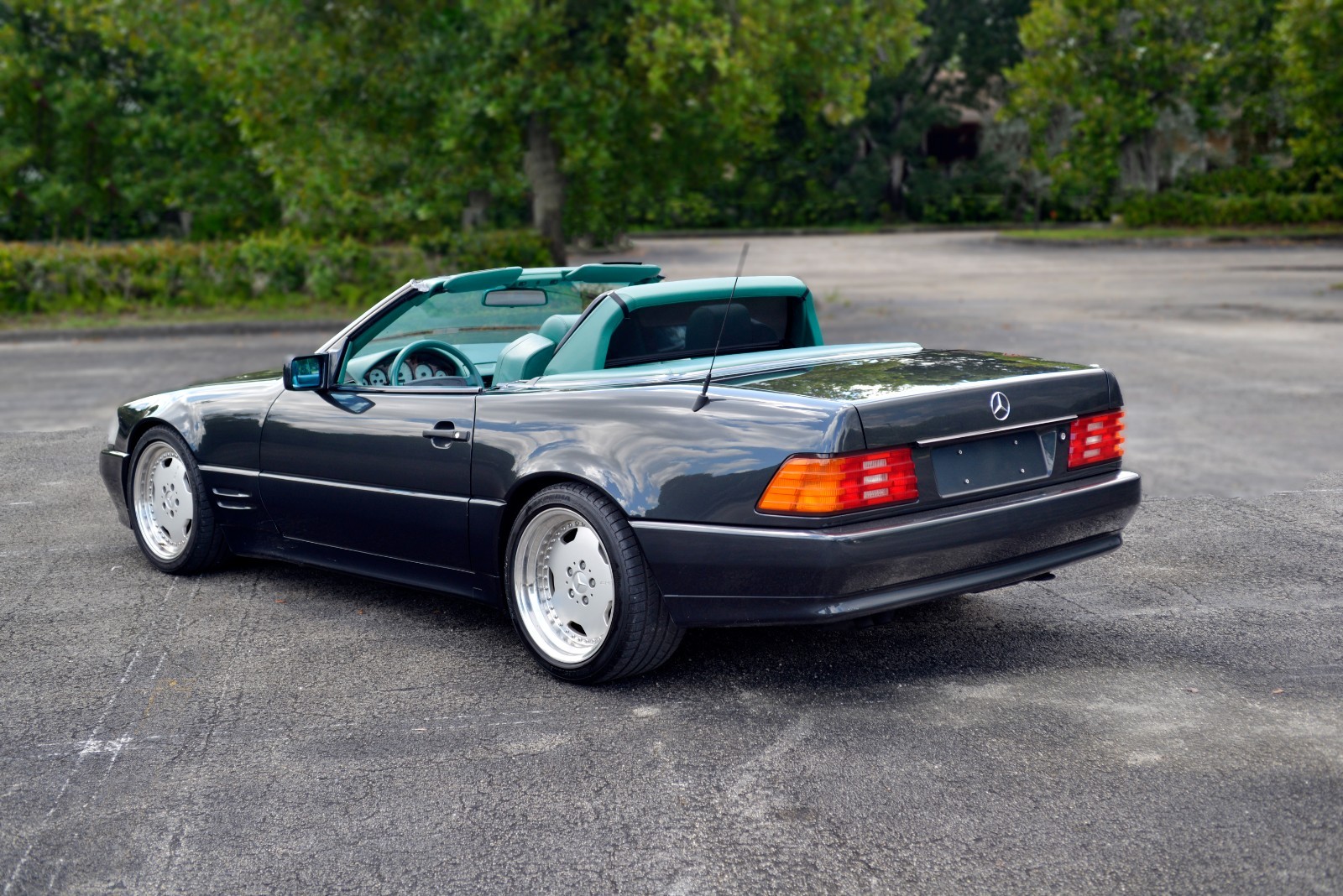 Mercedes-Benz-SL-Class-1993-Convertible-7