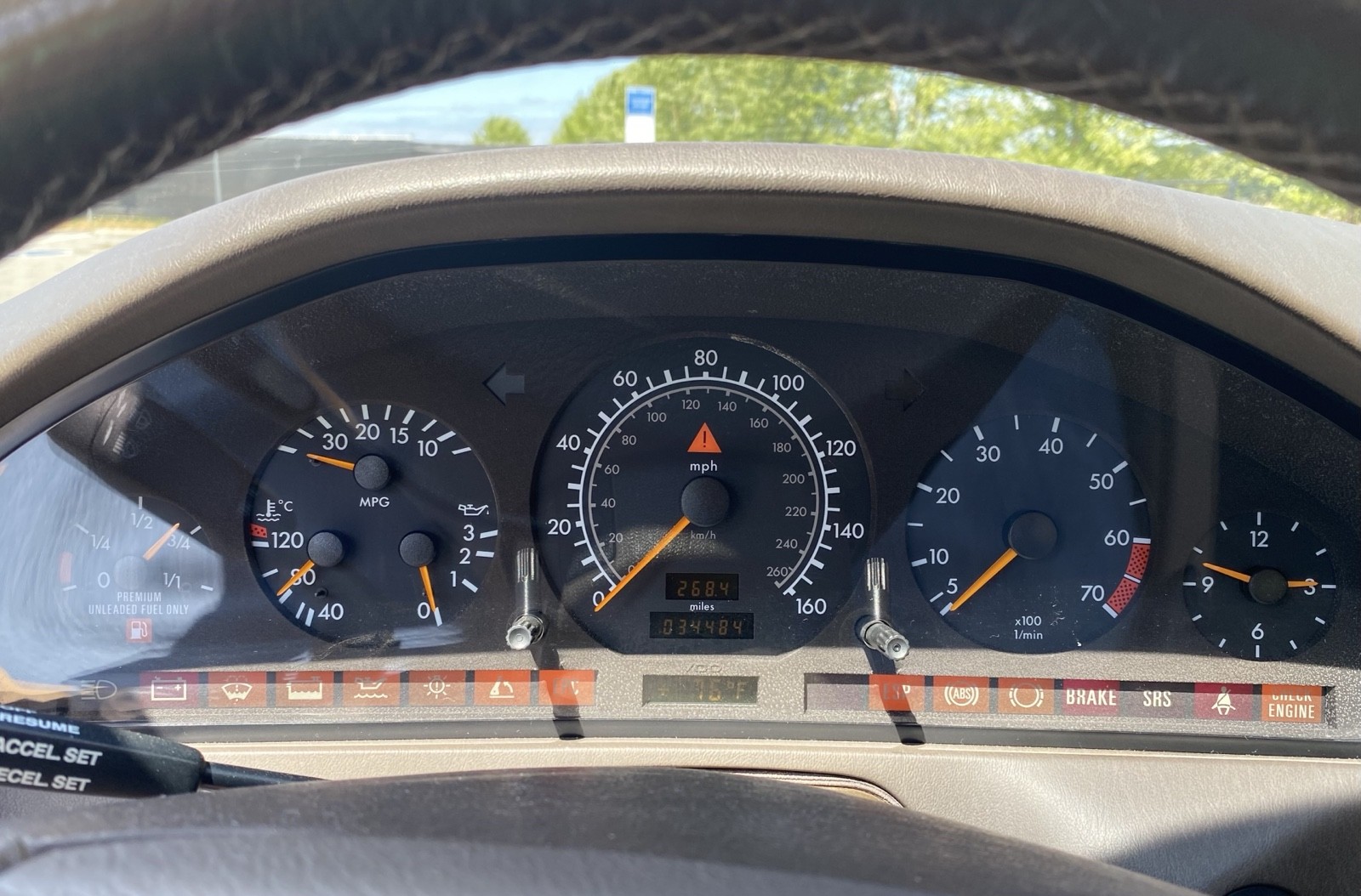 Mercedes-Benz-SL-Class-1996-Convertible-14