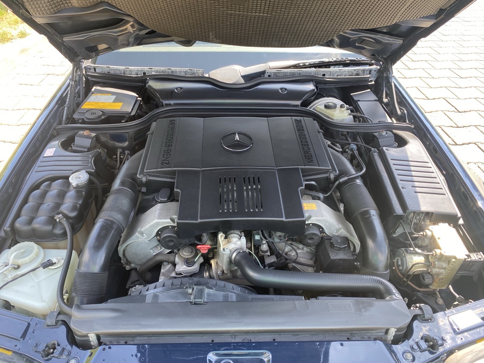 Mercedes-Benz-SL-Class-1996-Convertible-16