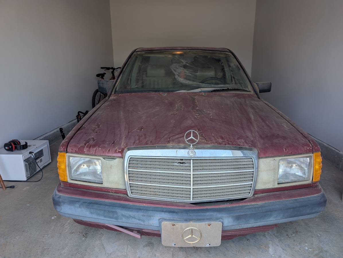 Mercedes-benz-190-series-1989-red-2