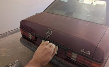 Mercedes-benz-190-series-1989-red-5