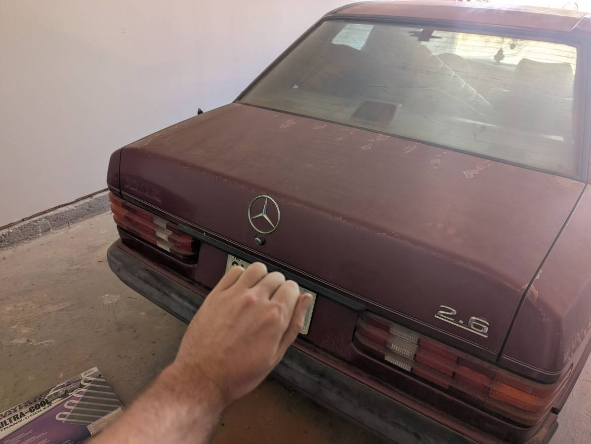 Mercedes-benz-190-series-1989-red-5