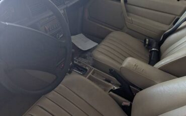 Mercedes-benz-190-series-1989-red-6
