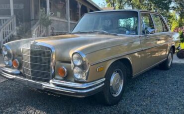 Mercedes-benz-1973-10