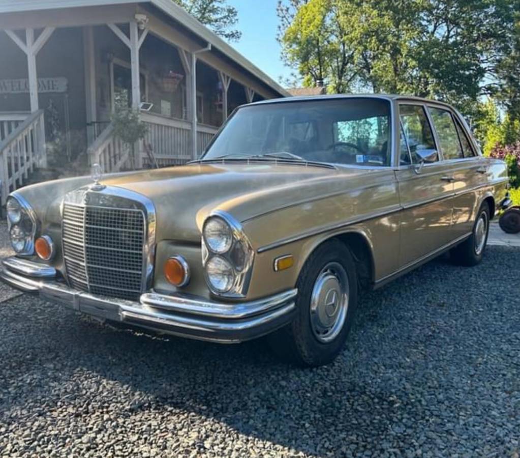 Mercedes-benz-1973-10