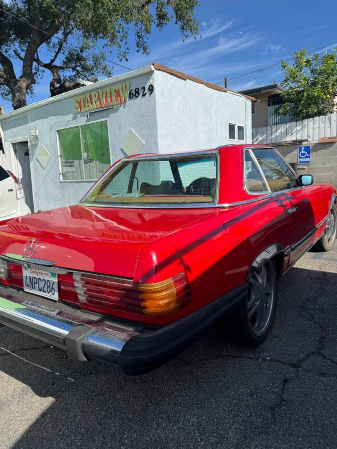 Mercedes-benz-1975-red-3