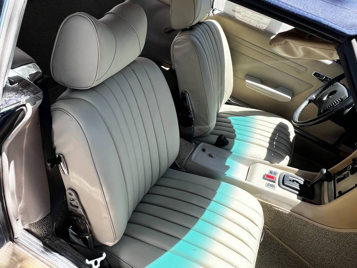 Mercedes-benz-1977-blue-3