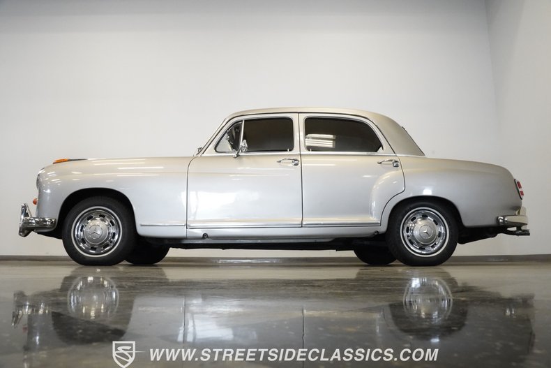 Mercedes-benz-219-1959-Champagne-Brown-10
