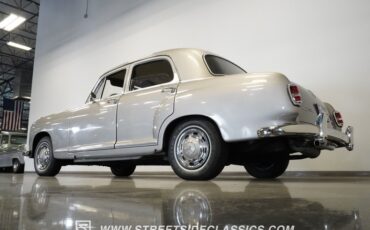Mercedes-benz-219-1959-Champagne-Brown-12