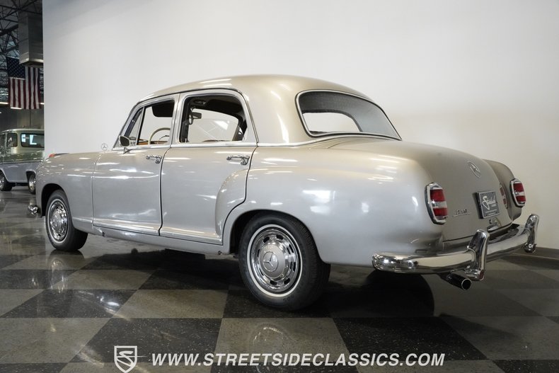 Mercedes-benz-219-1959-Champagne-Brown-13