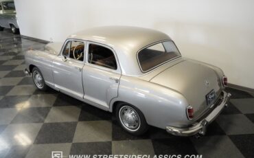 Mercedes-benz-219-1959-Champagne-Brown-15
