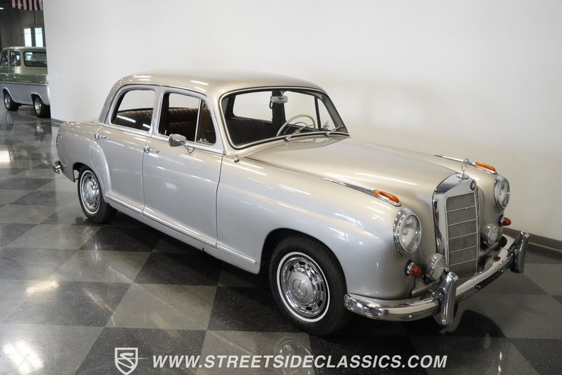 Mercedes-benz-219-1959-Champagne-Brown-24