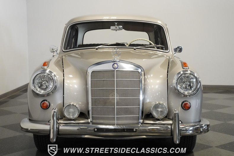 Mercedes-benz-219-1959-Champagne-Brown-25