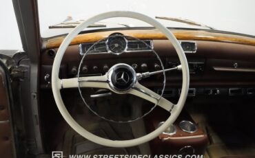 Mercedes-benz-219-1959-Champagne-Brown-43
