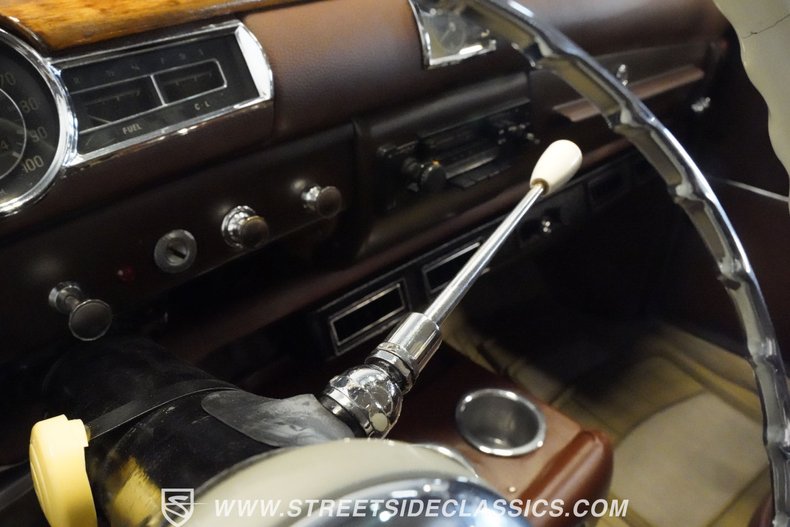 Mercedes-benz-219-1959-Champagne-Brown-46