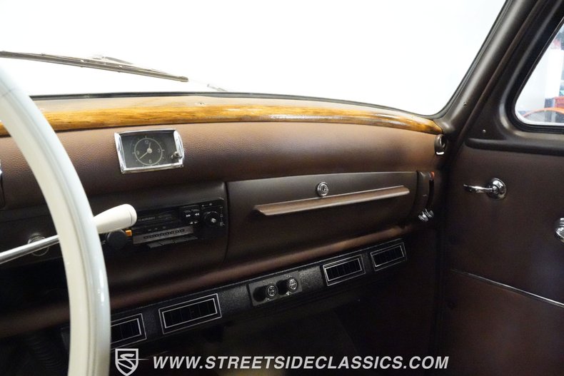Mercedes-benz-219-1959-Champagne-Brown-48