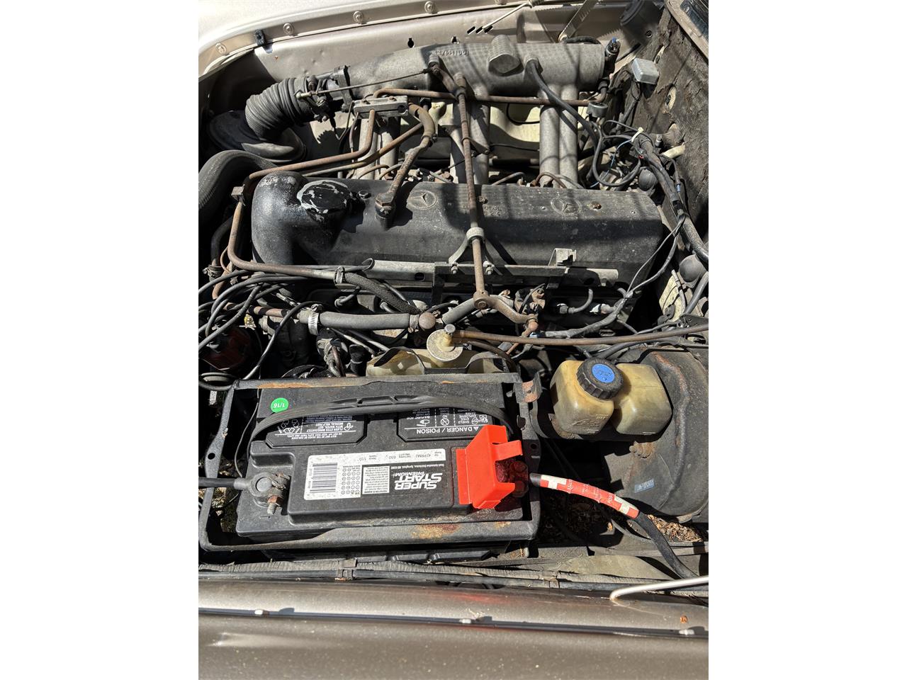 Mercedes-benz-220s-1965-Gold-Beige-17
