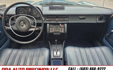 Mercedes-benz-230-class-1969-blue-17