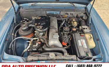 Mercedes-benz-230-class-1969-blue-21