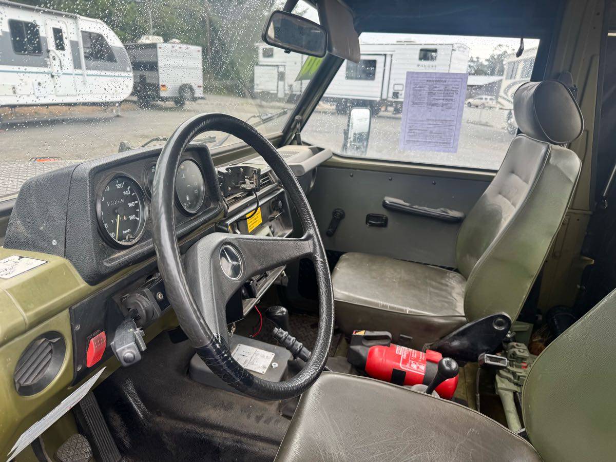 Mercedes-benz-240-gd-diesel-1988-green-1