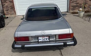 Mercedes-benz-240-sl-coup-1972-silver-1