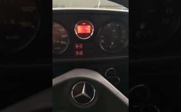 Mercedes-benz-250gd-1992-Woodland-Green-1