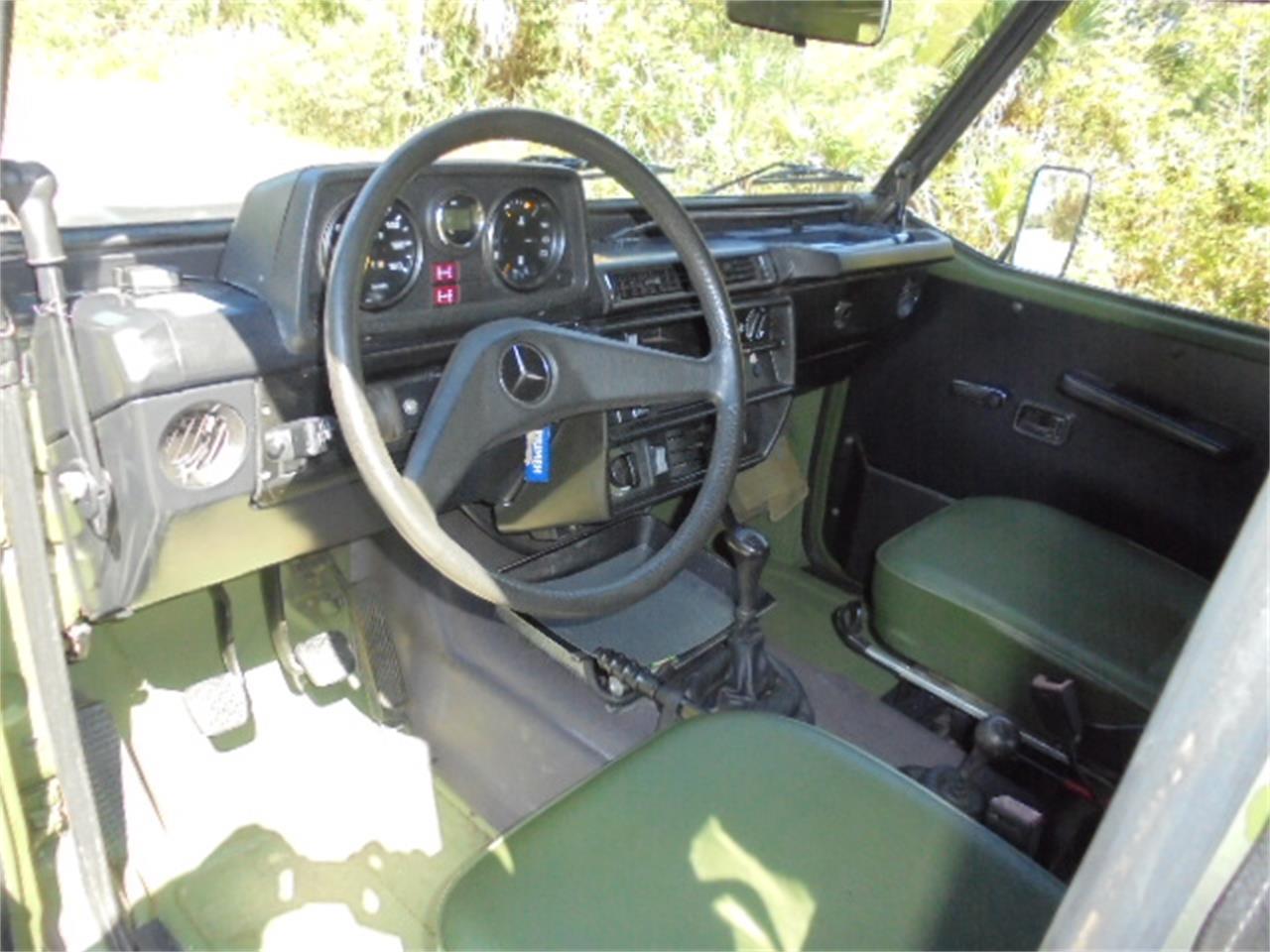 Mercedes-benz-250gd-1992-Woodland-Green-19