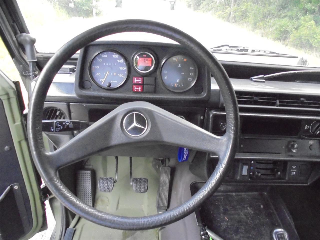 Mercedes-benz-250gd-1992-Woodland-Green-20