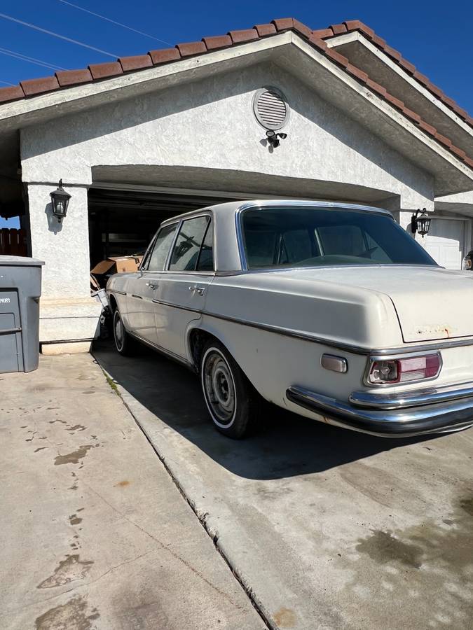 Mercedes-benz-250s-1969-white-1