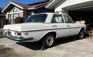 Mercedes-benz-250s-1969-white
