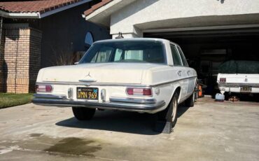 Mercedes-benz-250s-1969-white-4