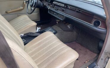 Mercedes-benz-280-1970-14