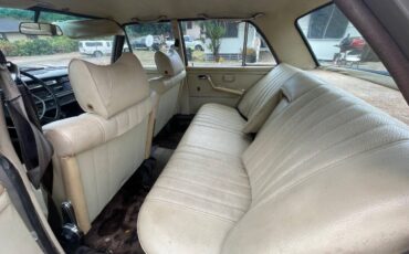 Mercedes-benz-280-1970-9