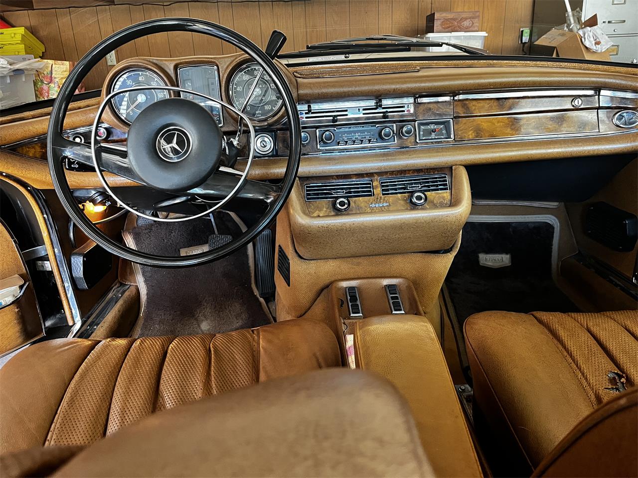 Mercedes-benz-280-1971-Tobacco-Brown-Cognac-1