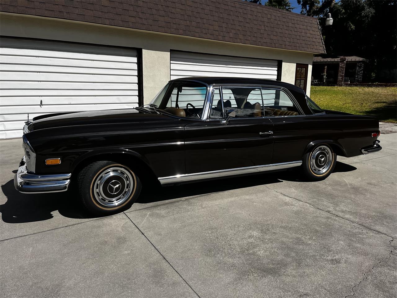 Mercedes-benz-280-1971-Tobacco-Brown-Cognac-4