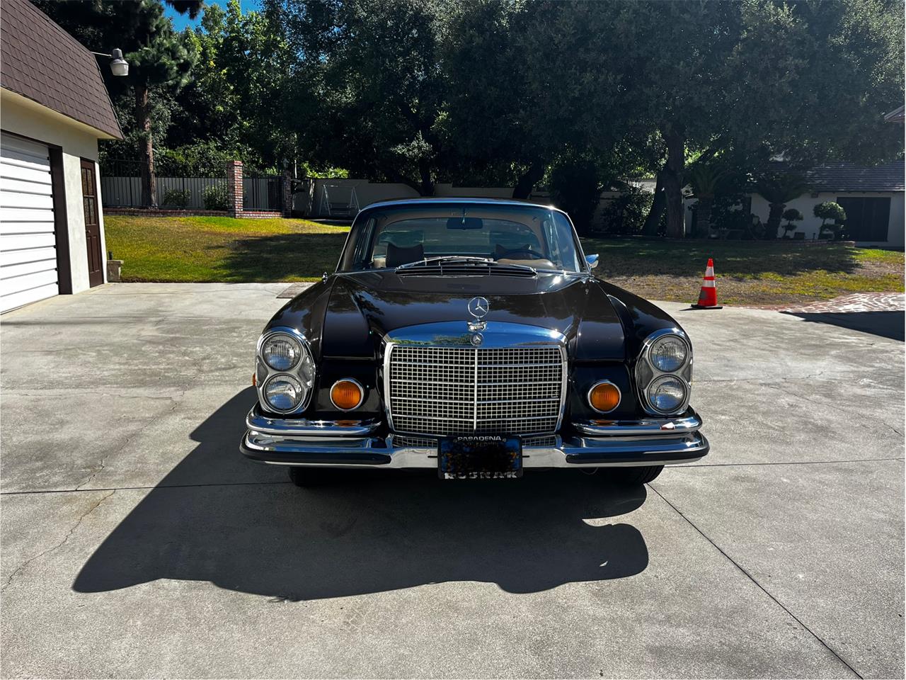 Mercedes-benz-280-1971-Tobacco-Brown-Cognac-5