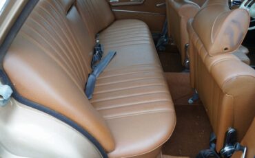 Mercedes-benz-280se-1970-brown-19