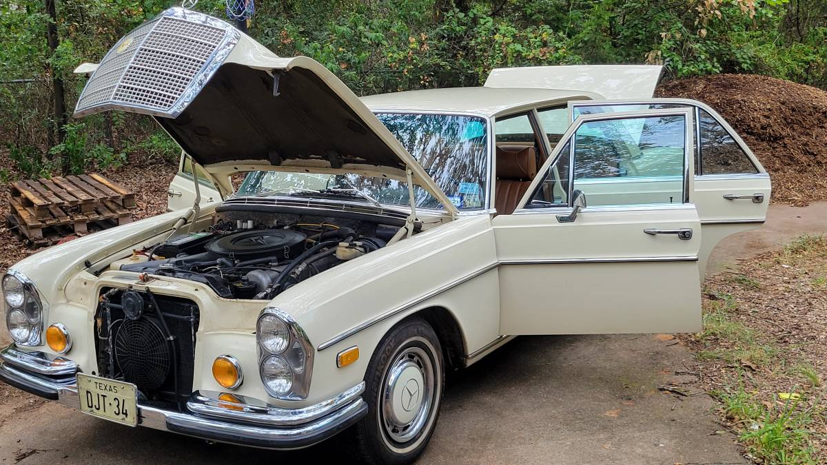 Mercedes-benz-280sel-1972-4