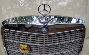 Mercedes-benz-280sel-1972-8