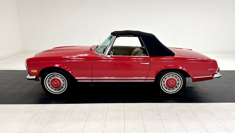 Mercedes-benz-280sl-1968-Signal-Red-Cream-11