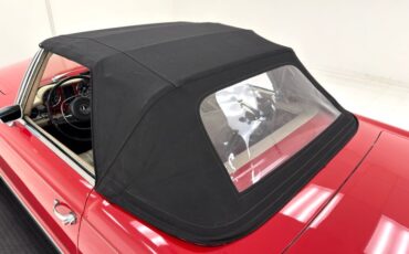 Mercedes-benz-280sl-1968-Signal-Red-Cream-24