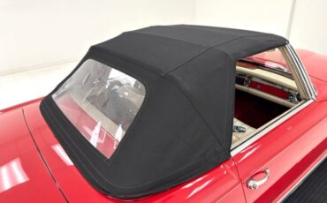 Mercedes-benz-280sl-1968-Signal-Red-Cream-25