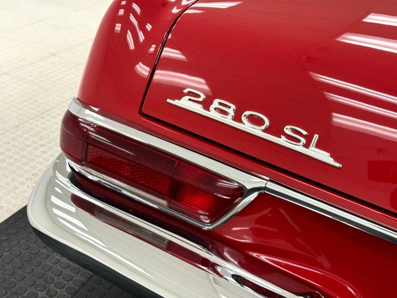 Mercedes-benz-280sl-1968-Signal-Red-Cream-26