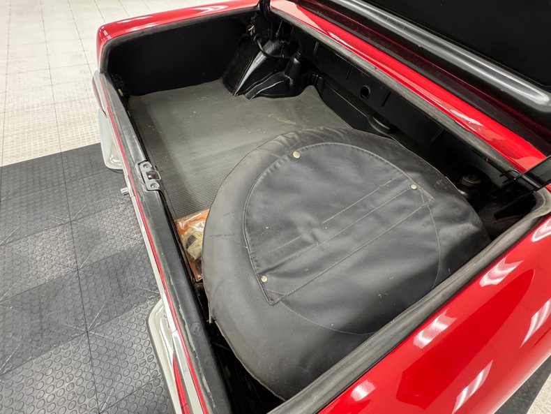 Mercedes-benz-280sl-1968-Signal-Red-Cream-30
