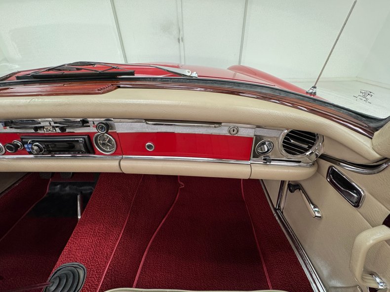 Mercedes-benz-280sl-1968-Signal-Red-Cream-44