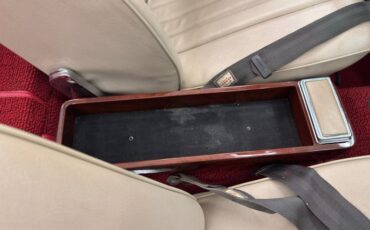Mercedes-benz-280sl-1968-Signal-Red-Cream-46
