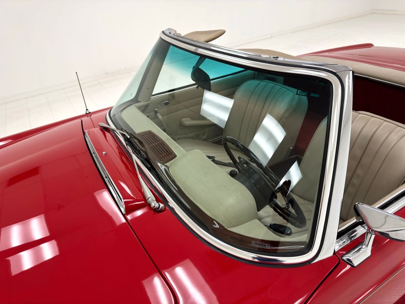 Mercedes-benz-280sl-1968-Signal-Red-Cream-48