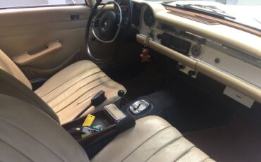 Mercedes-benz-280sl-1969-white-4